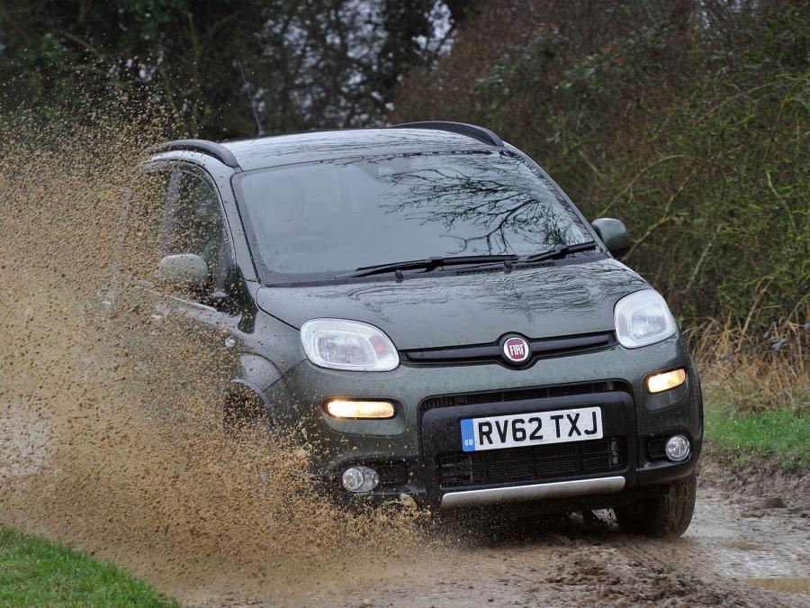  Fiat Panda 4x4 2013 года  (UK) (фото 5 из 16)